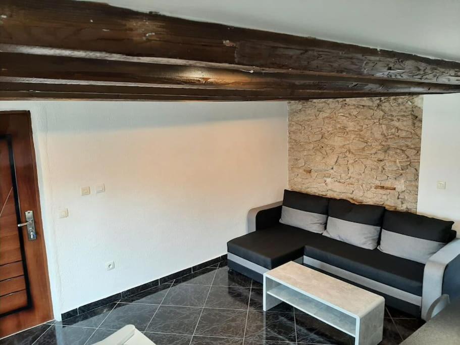 Appartamento T3 Hyper-Centre Au Calme Tout Equipe Parking Prive Castres  Esterno foto