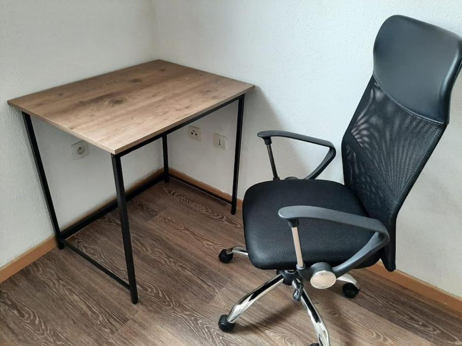 Appartamento T3 Hyper-Centre Au Calme Tout Equipe Parking Prive Castres  Esterno foto